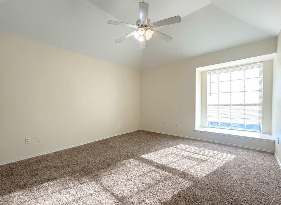 3412 Grenoble Ct - Photo 7 of 18