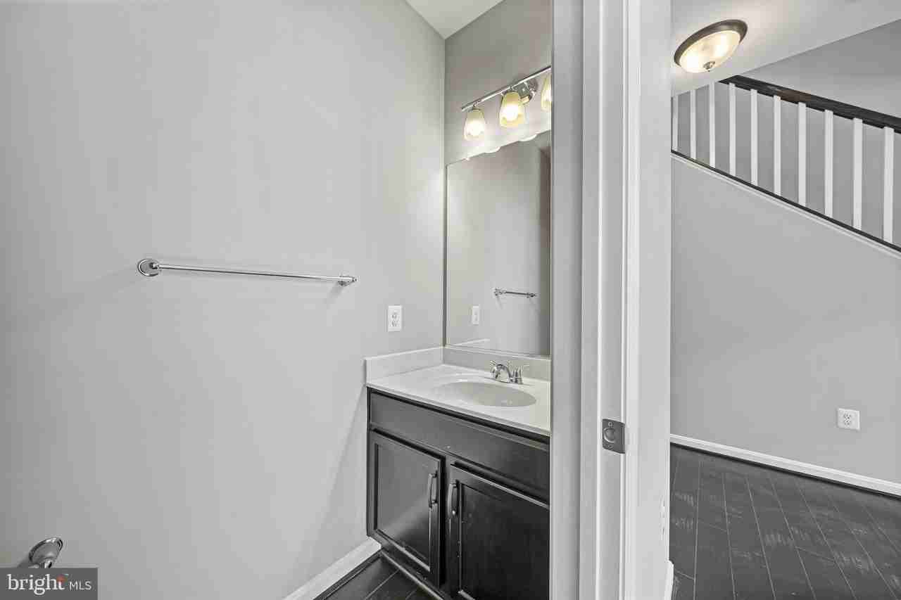 104 Gallop Dr - Photo 6 of 31