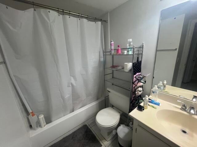 504 Shady Pine Way - Photo 3 of 8