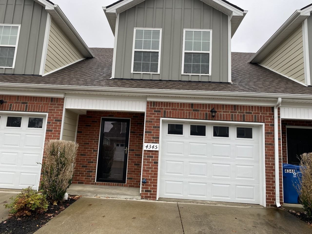 4345 Aurora Cir - Photo 2 of 16