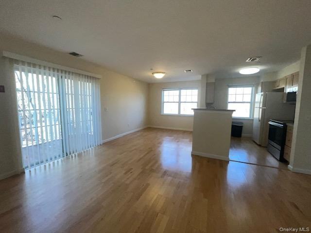 200 Woodcrest Ln - Photo 4 of 14