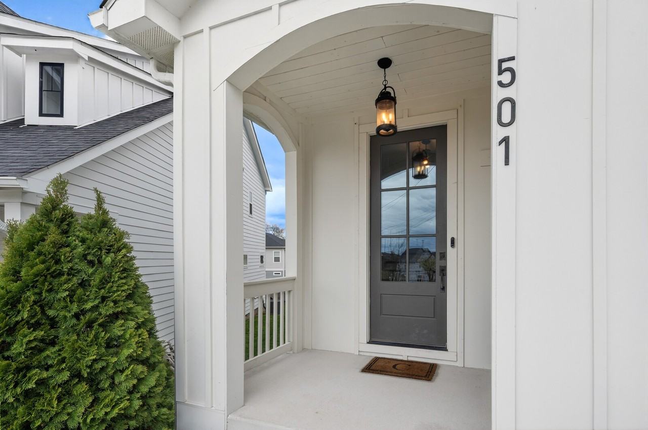 501A Waycross Dr - Photo 2 of 23