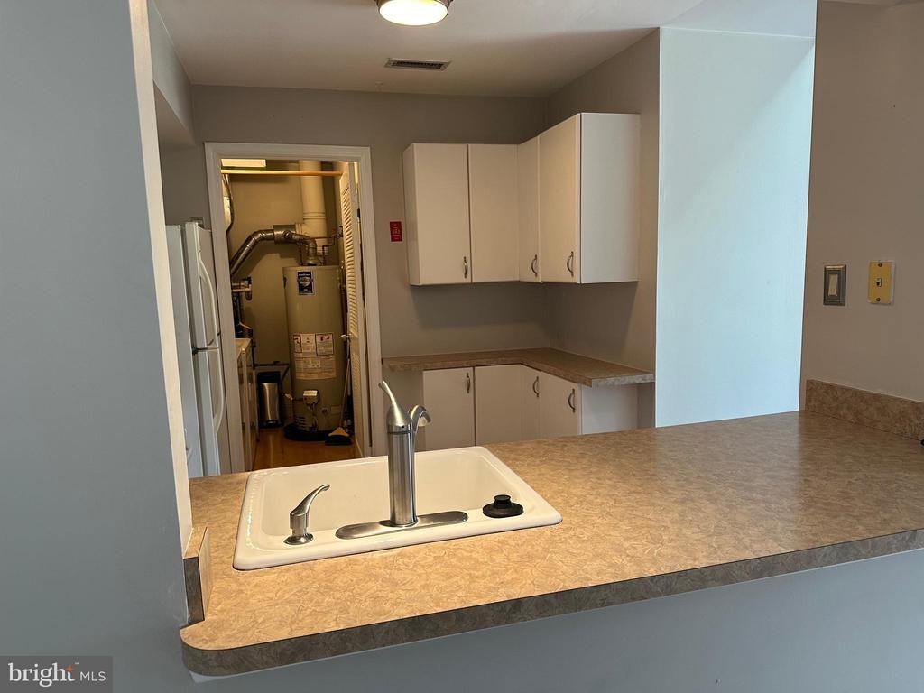 1908 Society Pl - Photo 5 of 25