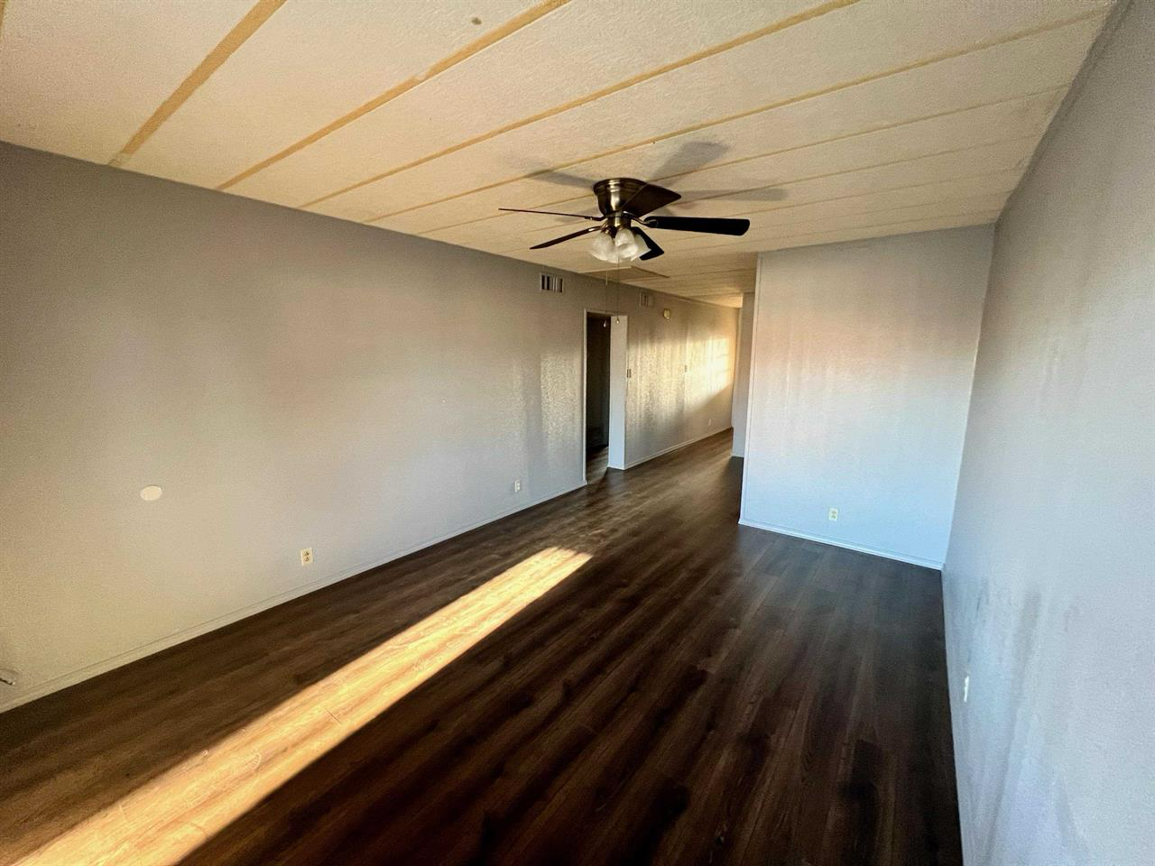 202 Lobo Loop - Photo 2 of 14