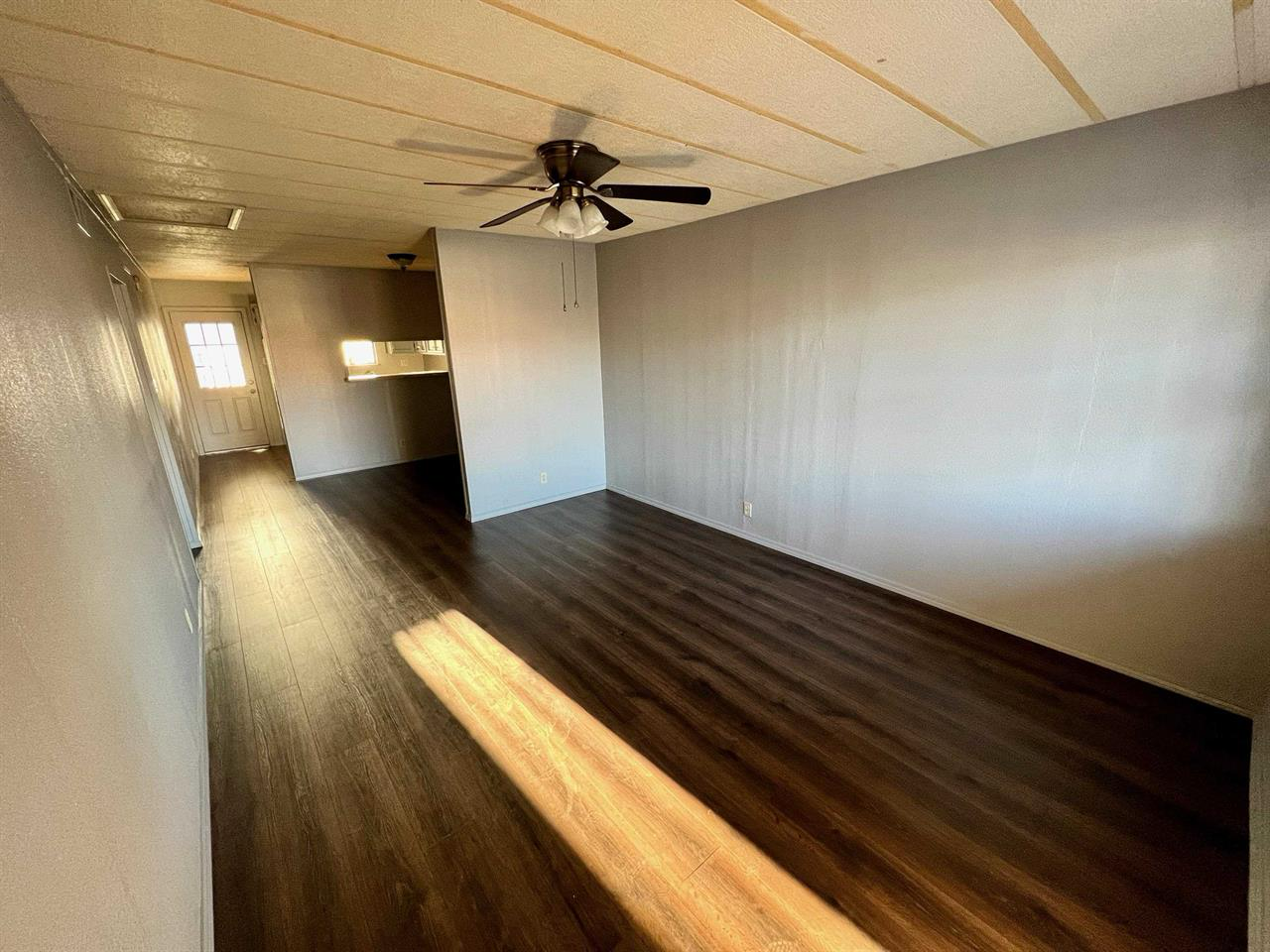 202 Lobo Loop - Photo 3 of 14