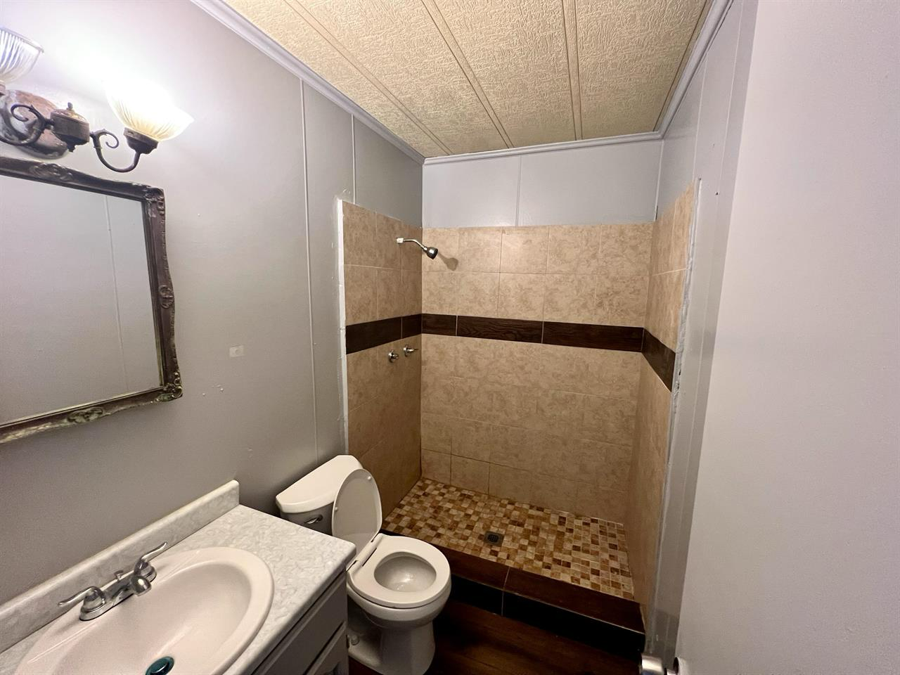 202 Lobo Loop - Photo 6 of 14