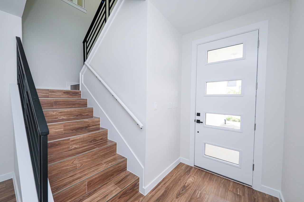 7525 Cresta Bella St - Photo 2 of 38