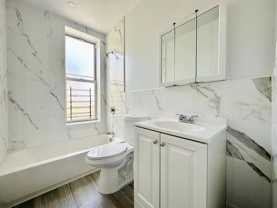 Private Bedroom in 5 Bedroom/2 Bathroom Home - Photo 1 of 1