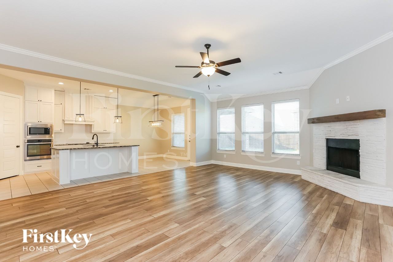 541 Hay Meadow Dr - Photo 3 of 15