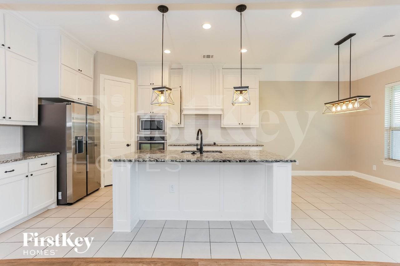 541 Hay Meadow Dr - Photo 6 of 15