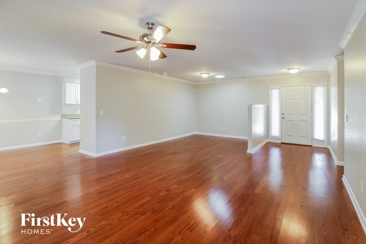 3802 Watercourse Ct - Photo 2 of 15