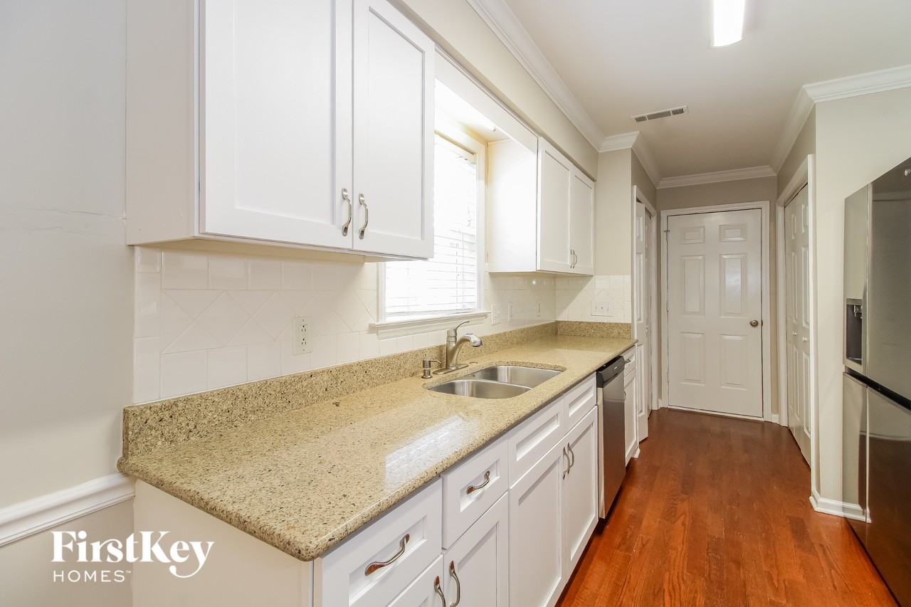 3802 Watercourse Ct - Photo 6 of 15