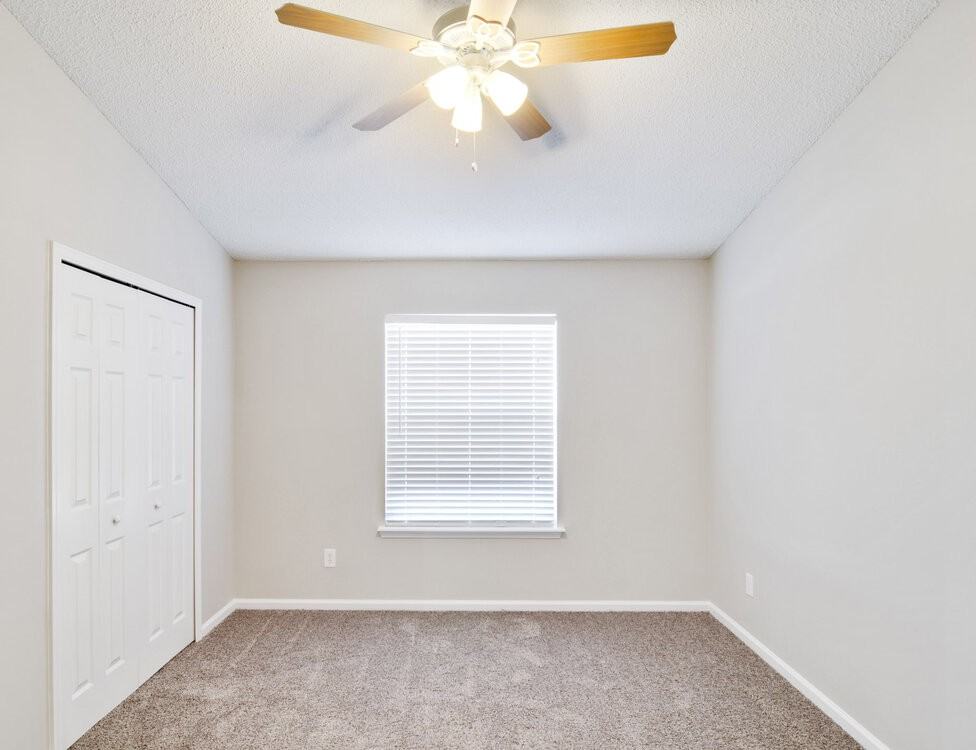 1953 Longneedle Ln - Photo 7 of 15