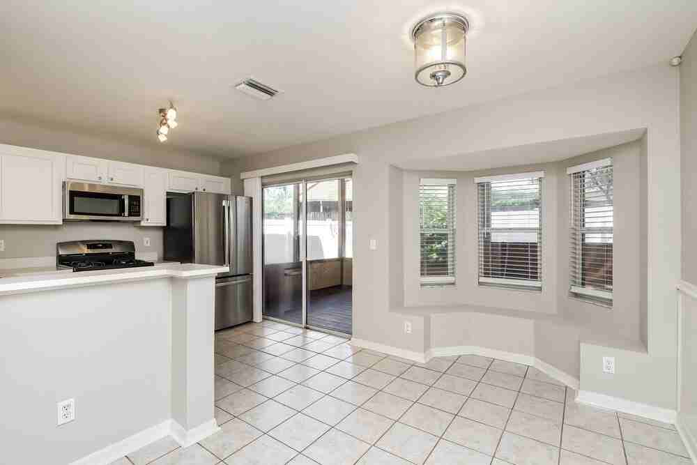 721 Cape Cod Cir - Photo 6 of 17