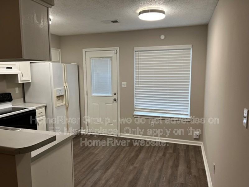 7066 Foxhall Dr - Photo 5 of 18