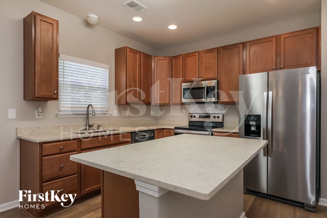 2003 Cornflower Ln - Photo 6 of 15