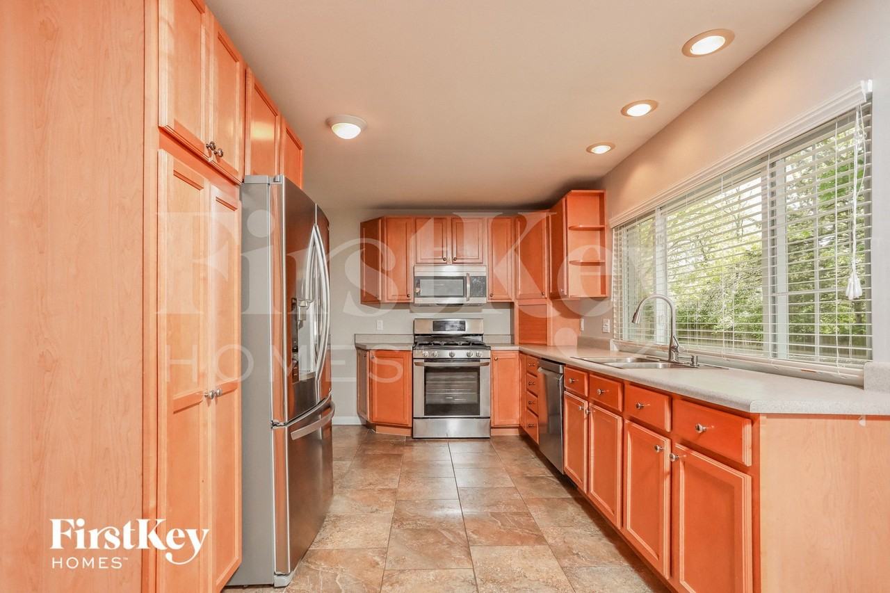 522 Ballwood Dr - Photo 7 of 15