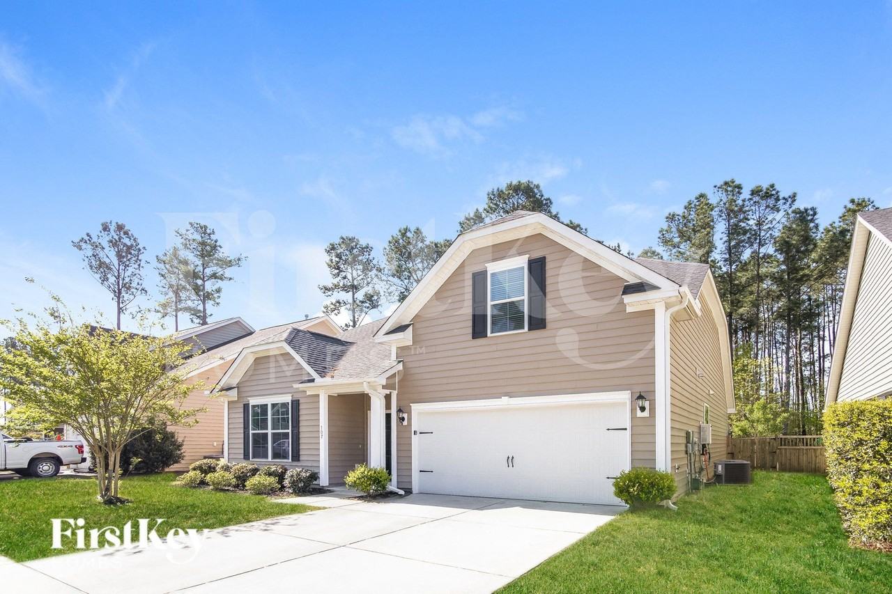 107 Springbank Ct - Photo 2 of 15