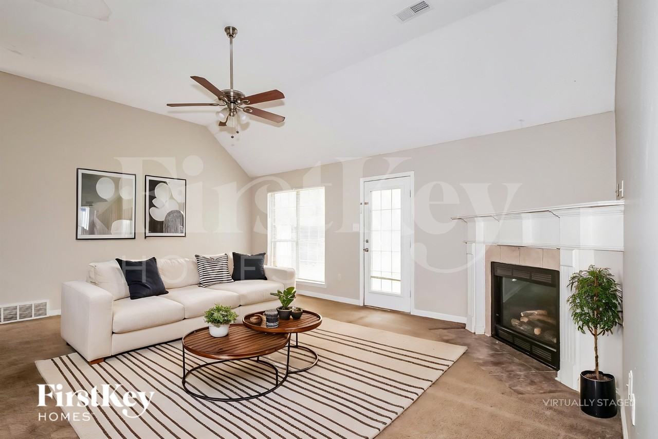 7601 Broken Hickory Dr - Photo 5 of 19