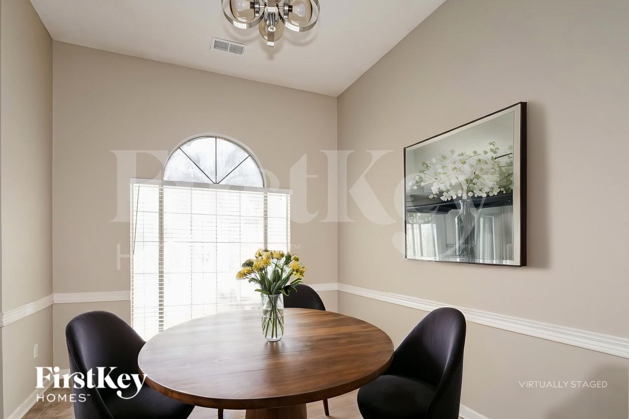 7601 Broken Hickory Dr - Photo 7 of 19