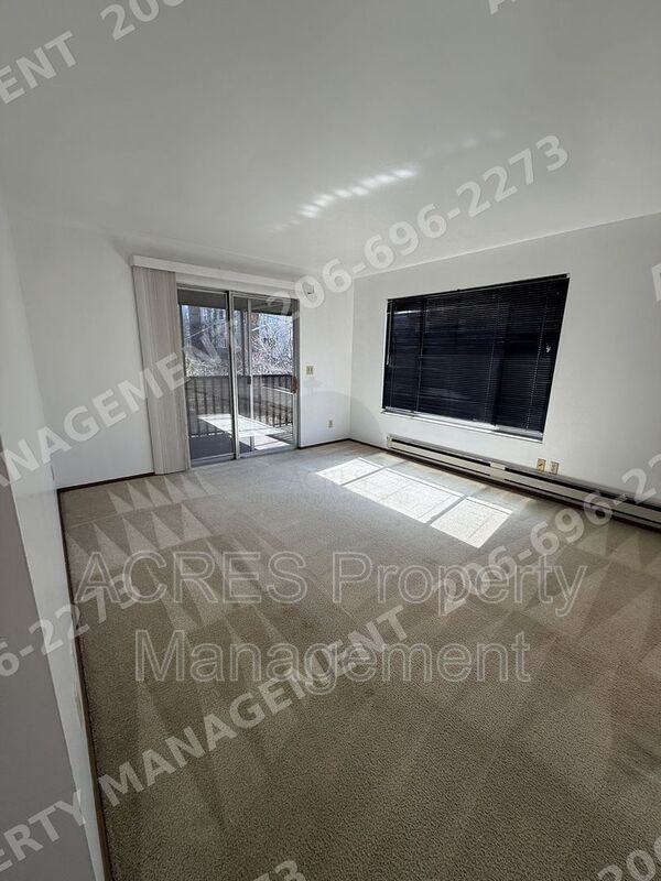 2034 Nw 57th St #4 - Photo 3 of 13