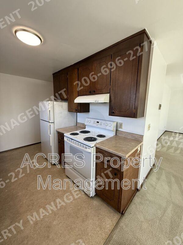 2034 Nw 57th St #4 - Photo 6 of 13