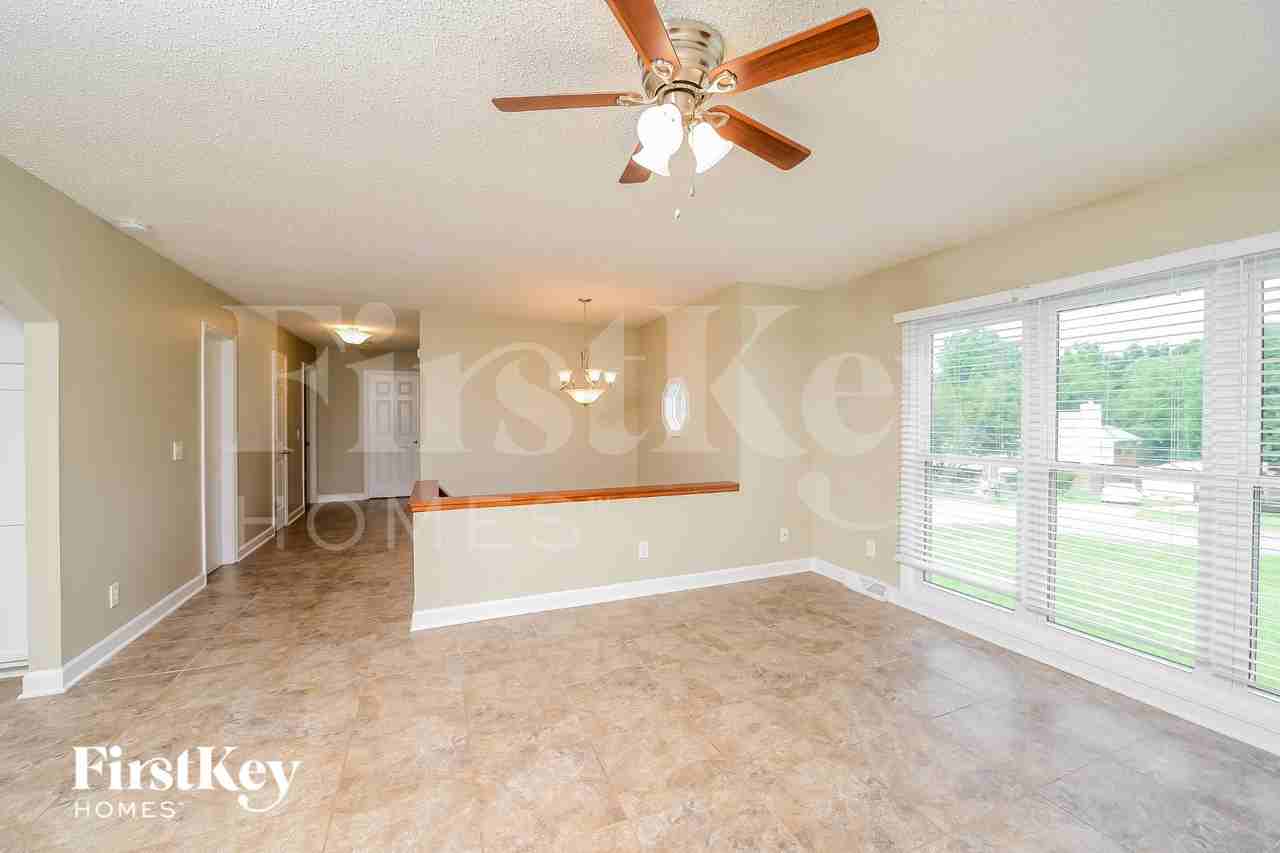 6020 Stone Bluff Dr - Photo 5 of 15