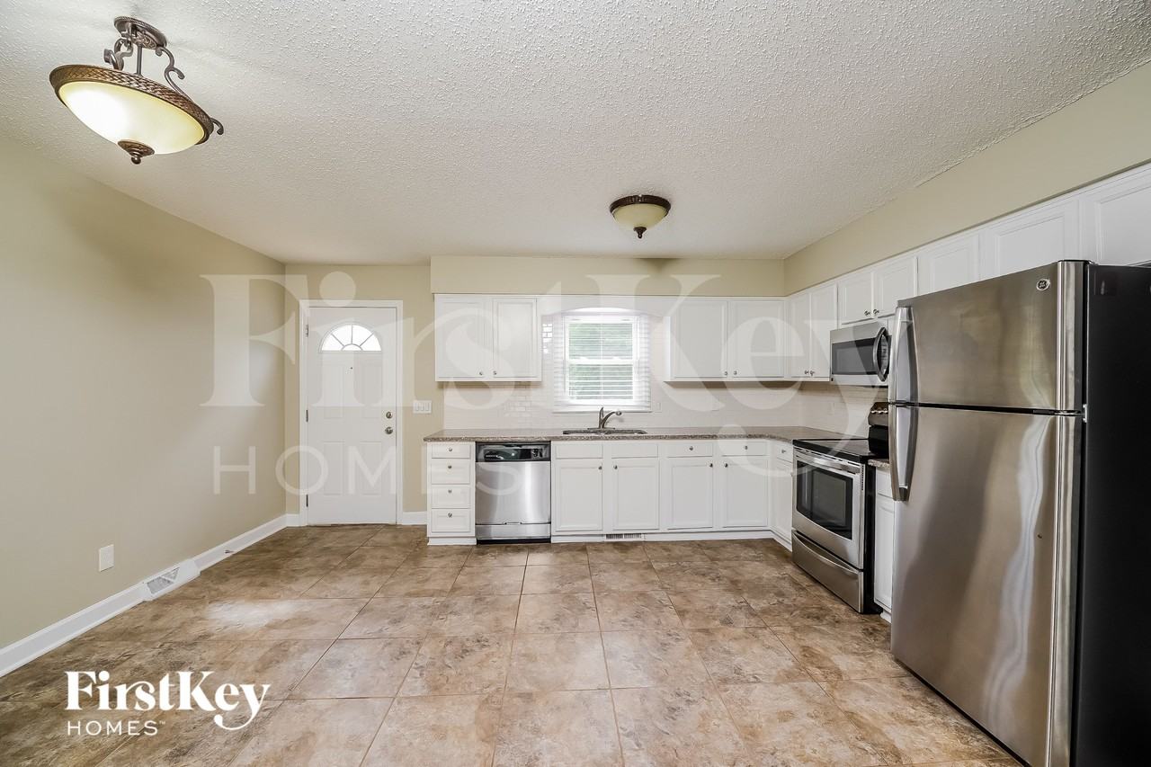 6020 Stone Bluff Dr - Photo 6 of 15