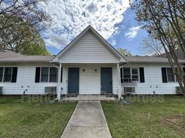 featured image of 1442 Riverview Rd #122