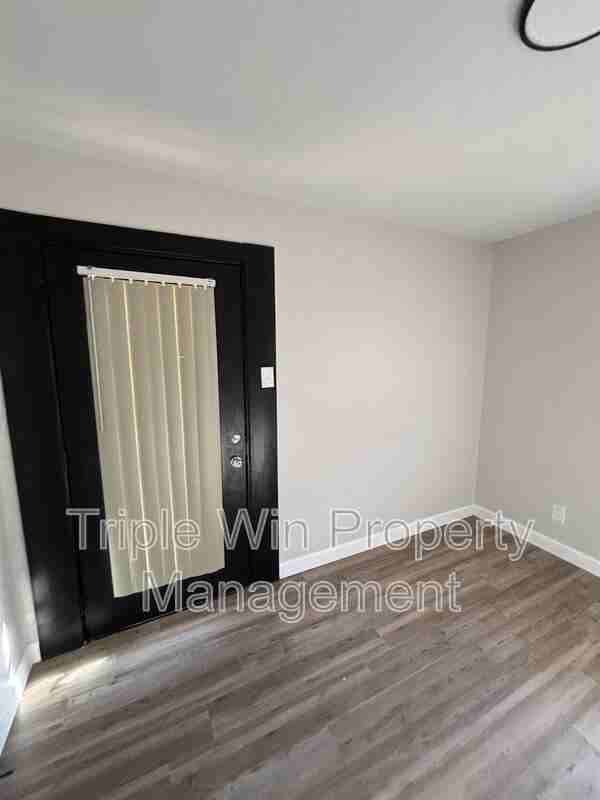 7932 La Belle St - Photo 3 of 9