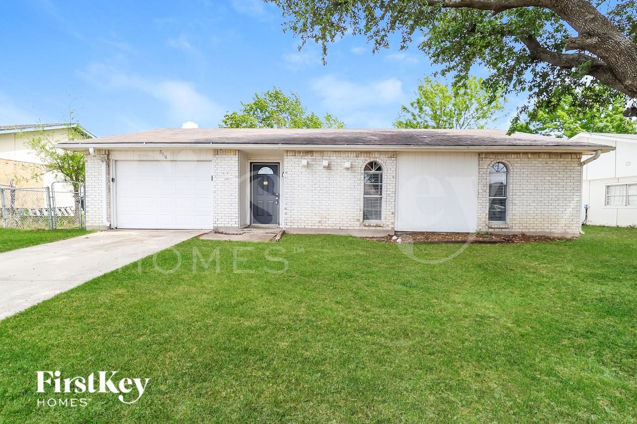 2918 Rayswood Dr