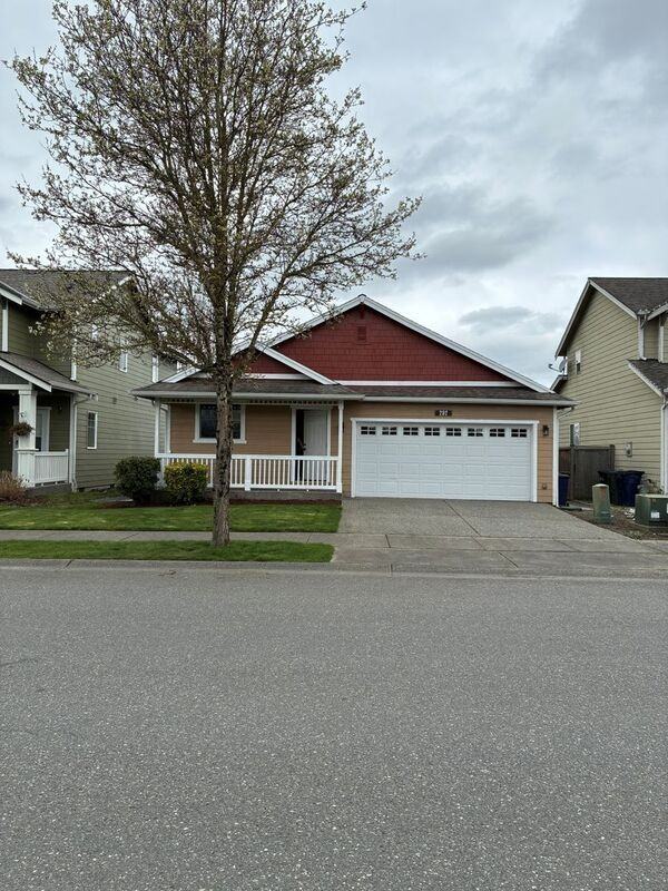 292 Klinger St - Photo 5 of 15