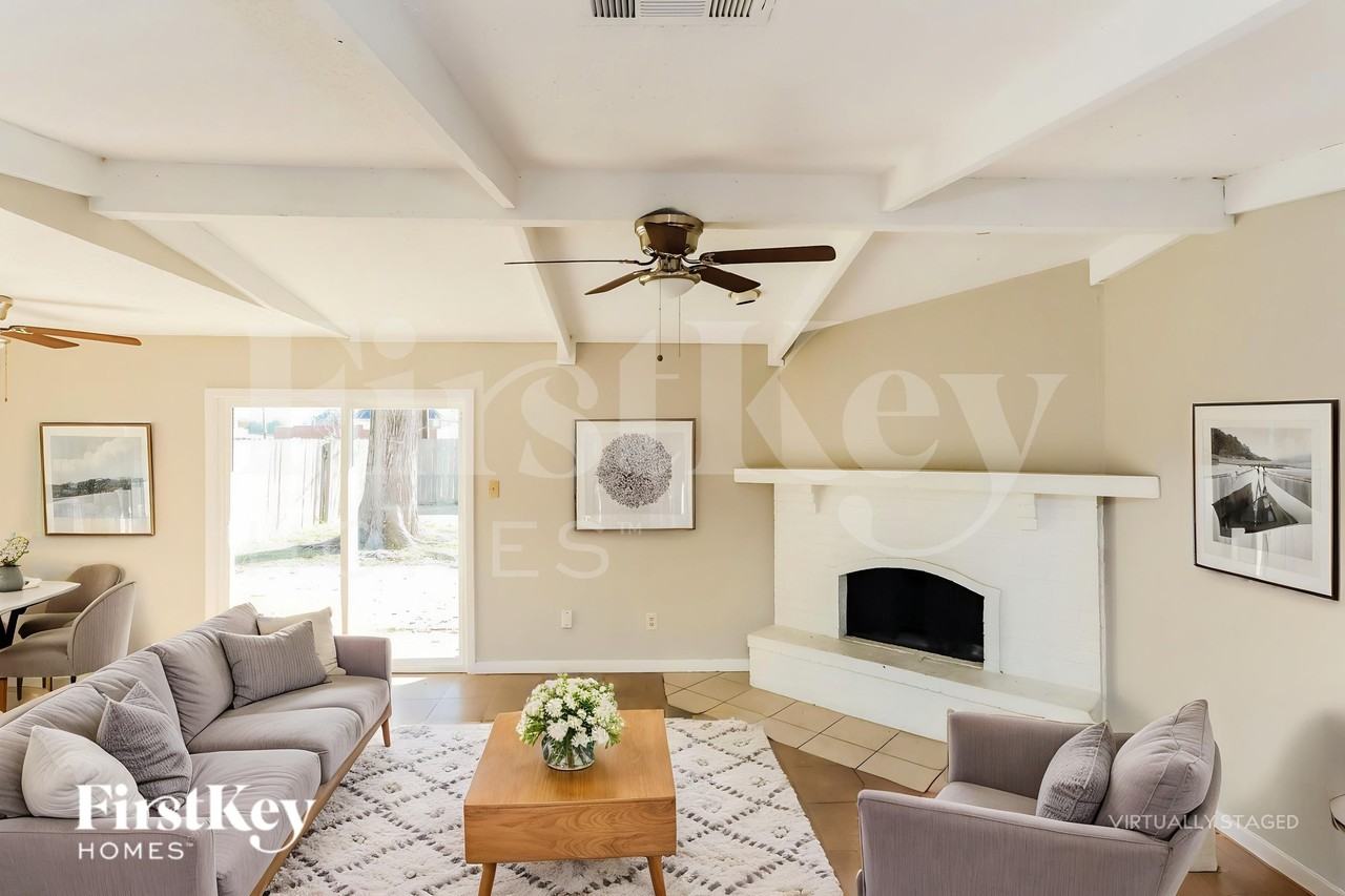 1340 Virgie Joe Dr - Photo 5 of 18