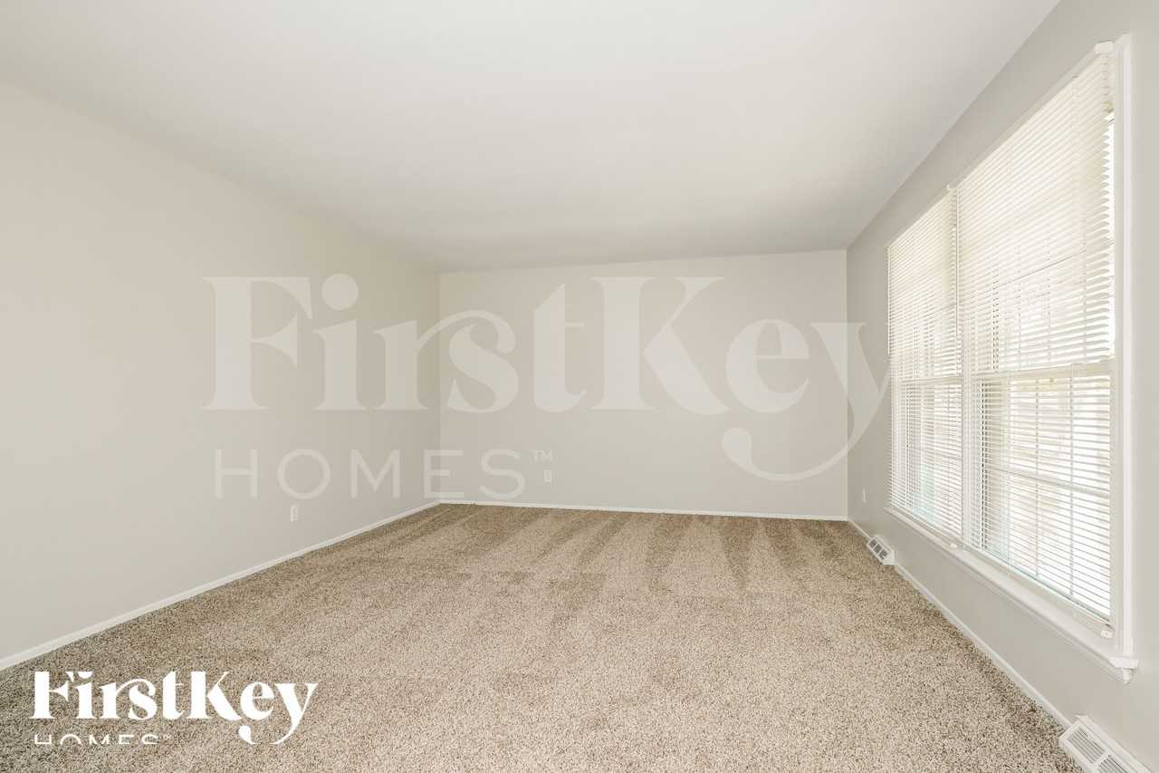 12525 Bay Shore Dr - Photo 3 of 19
