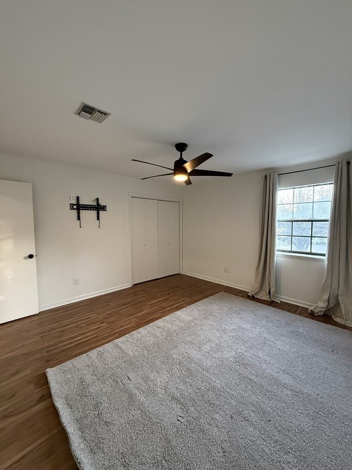 105 Steiner Rd #105STEINER - Photo 7 of 10