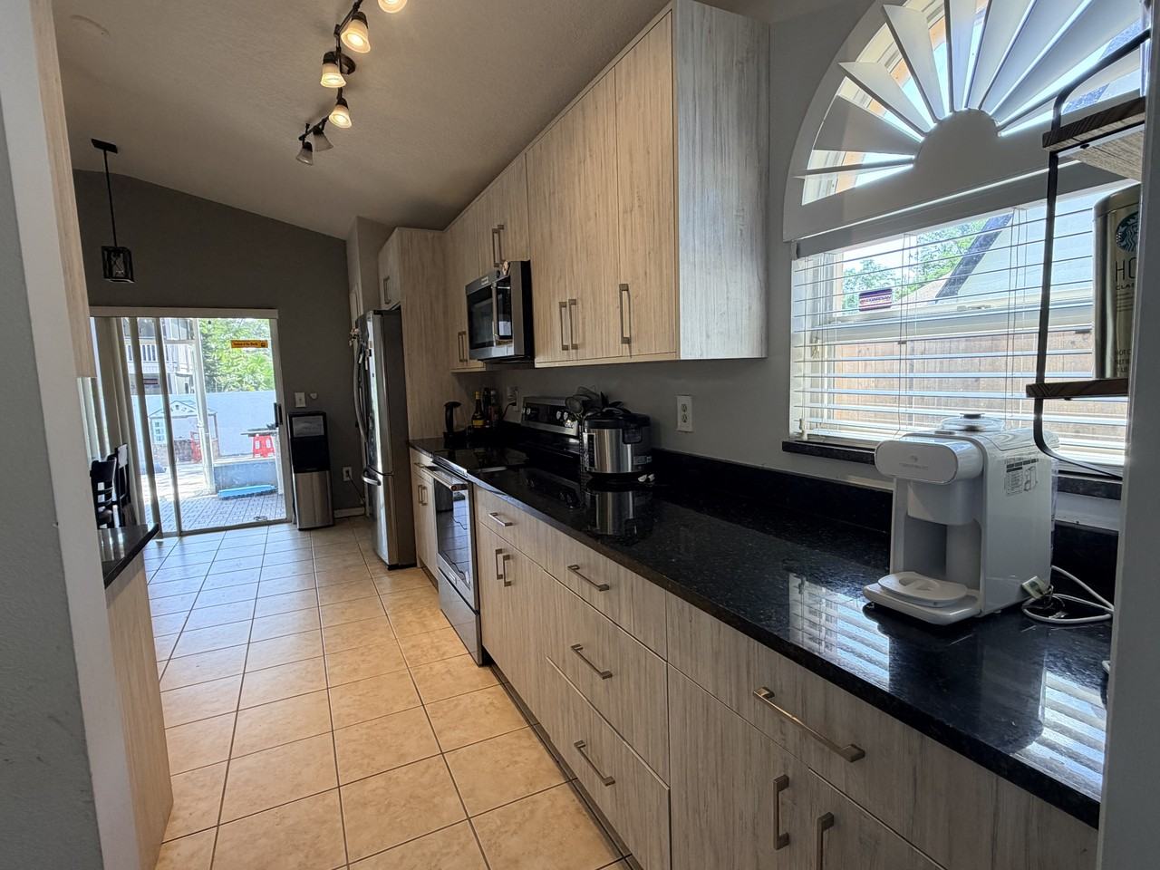 8833 Cypress Hammock Dr - Photo 4 of 18