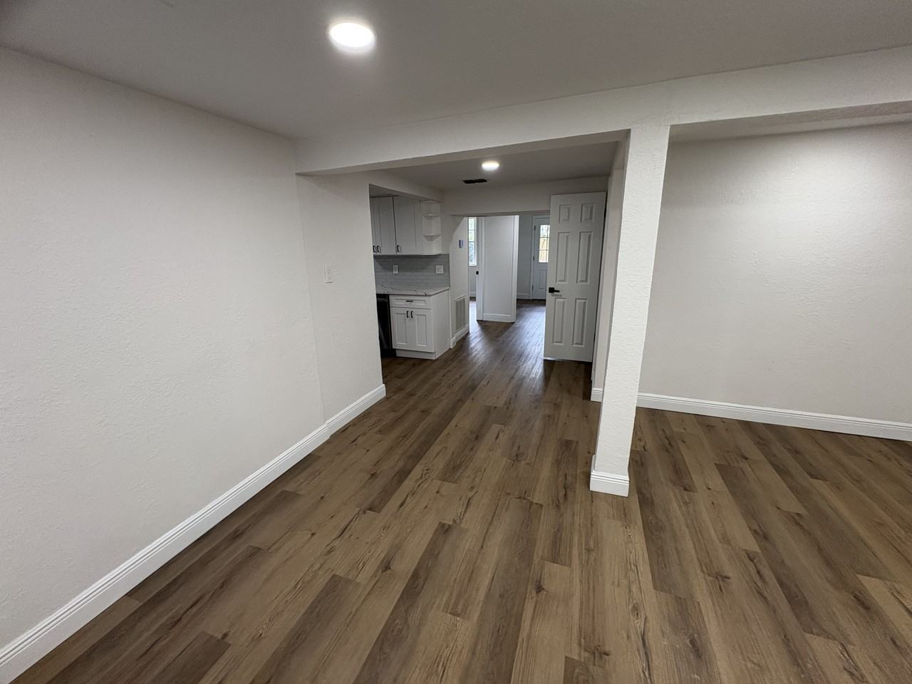 807 E Genesee St #1-2 - Photo 6 of 23