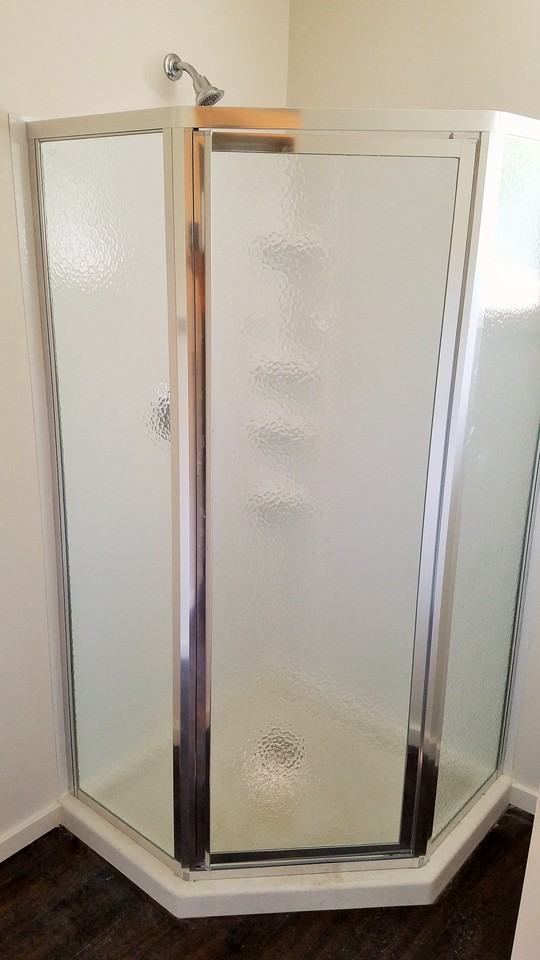 240 Blaine St - Photo 2 of 7