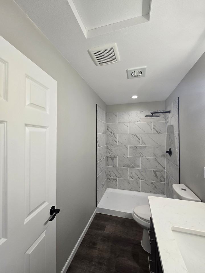 140 Reeder St - Photo 6 of 31