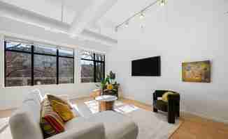 featured image of 1200 Washington St