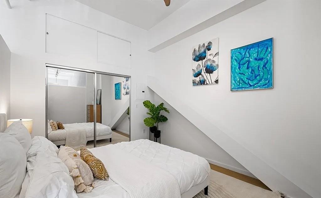 1200 Washington St - Photo 2 of 4