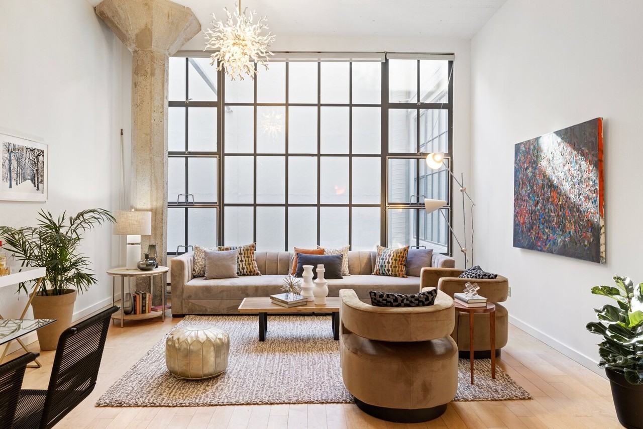 601 4th St - Photo 5 of 7