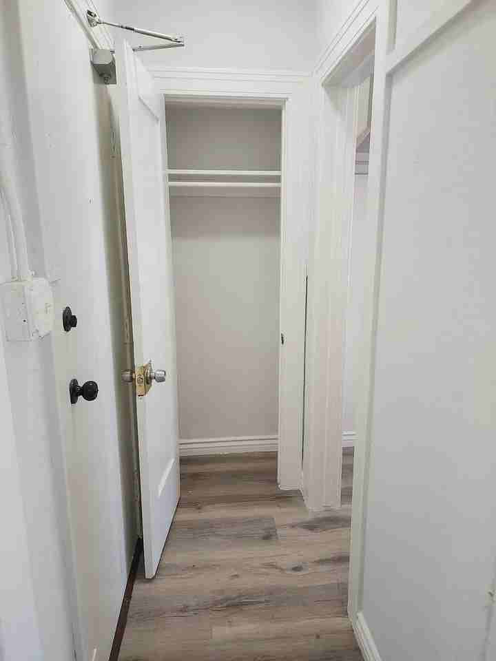 114 S New Hampshire Ave #303 - Photo 7 of 13