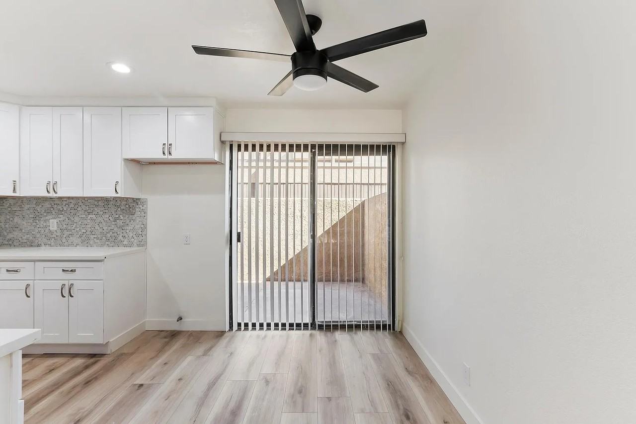 445 Bradshaw Ln #33 - Photo 4 of 9