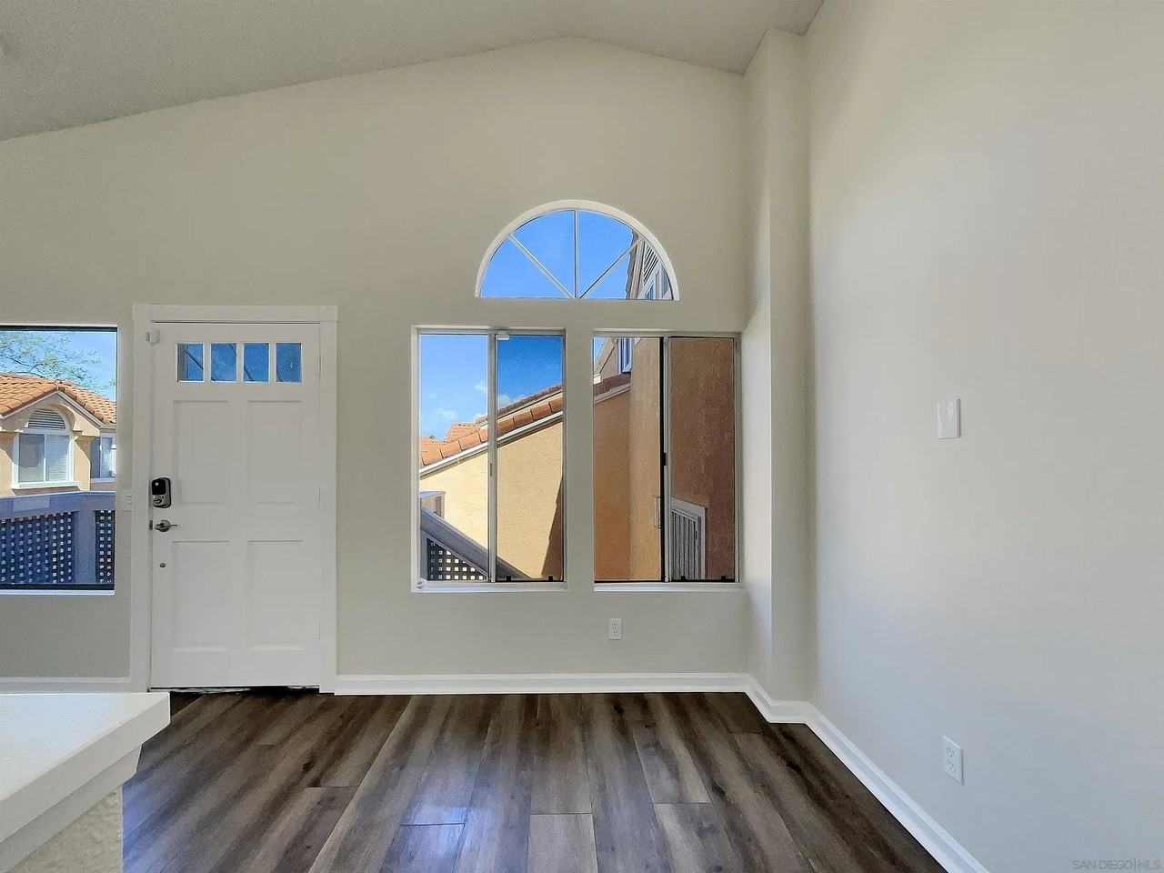 734 Buena Tierra Way #376 - Photo 5 of 9