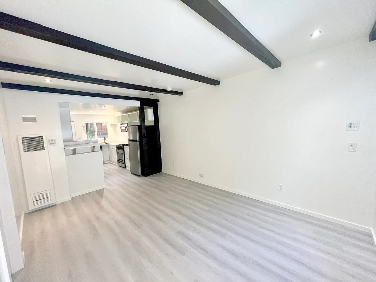 522 E Cottonwood Rd #2 - Photo 3 of 20