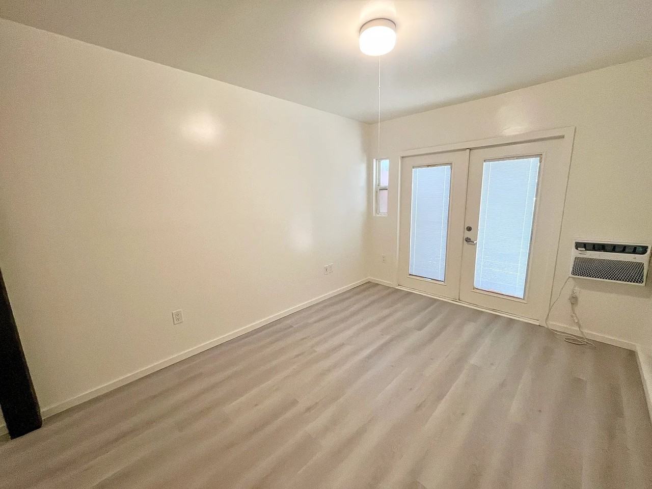 522 E Cottonwood Rd #2 - Photo 4 of 20