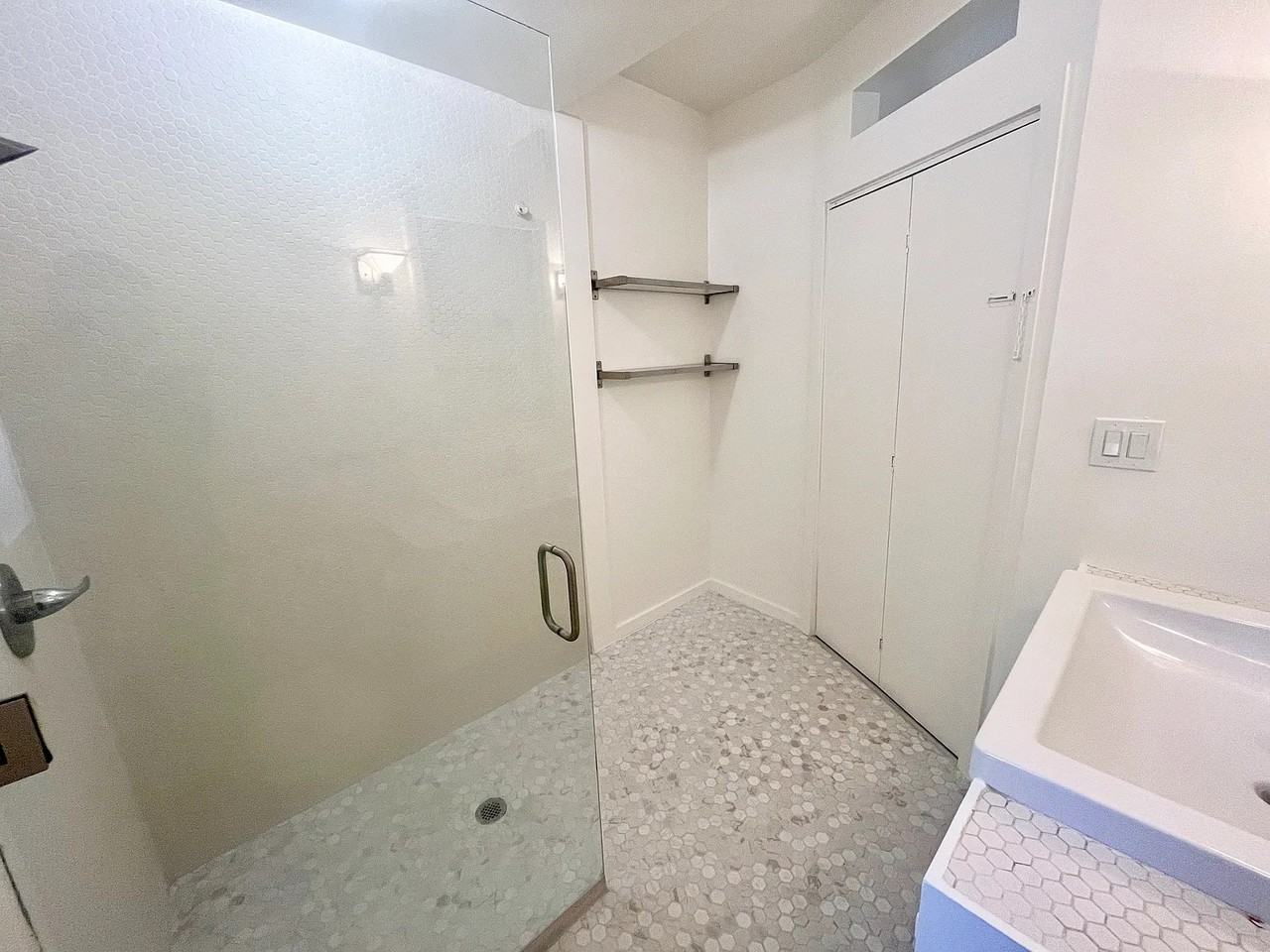 522 E Cottonwood Rd #2 - Photo 5 of 20