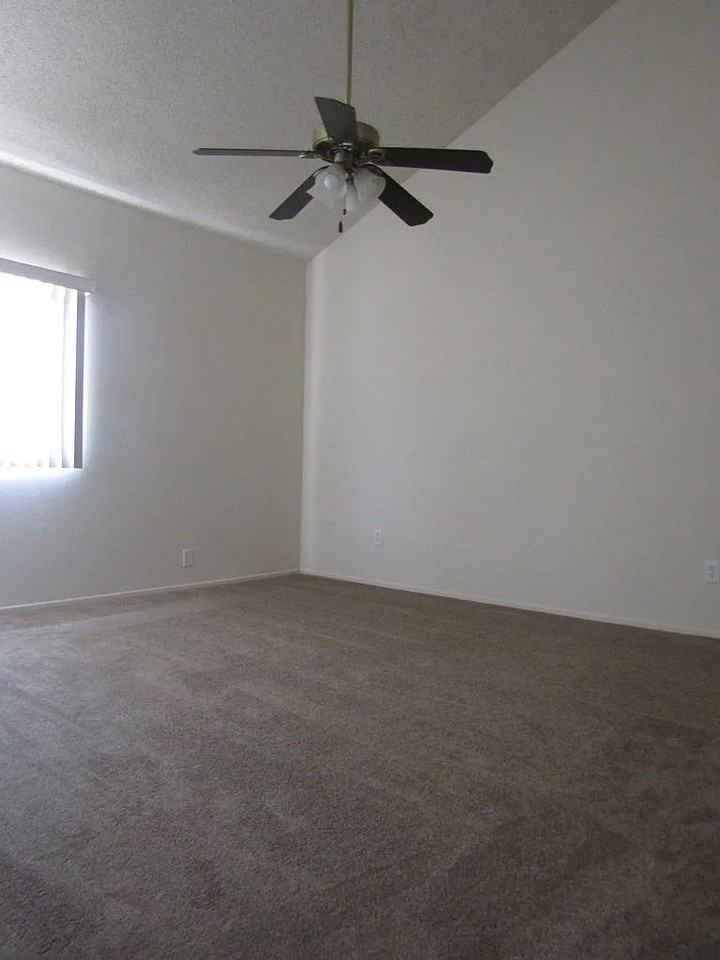 800 E Routeapt #20 - Photo 3 of 9