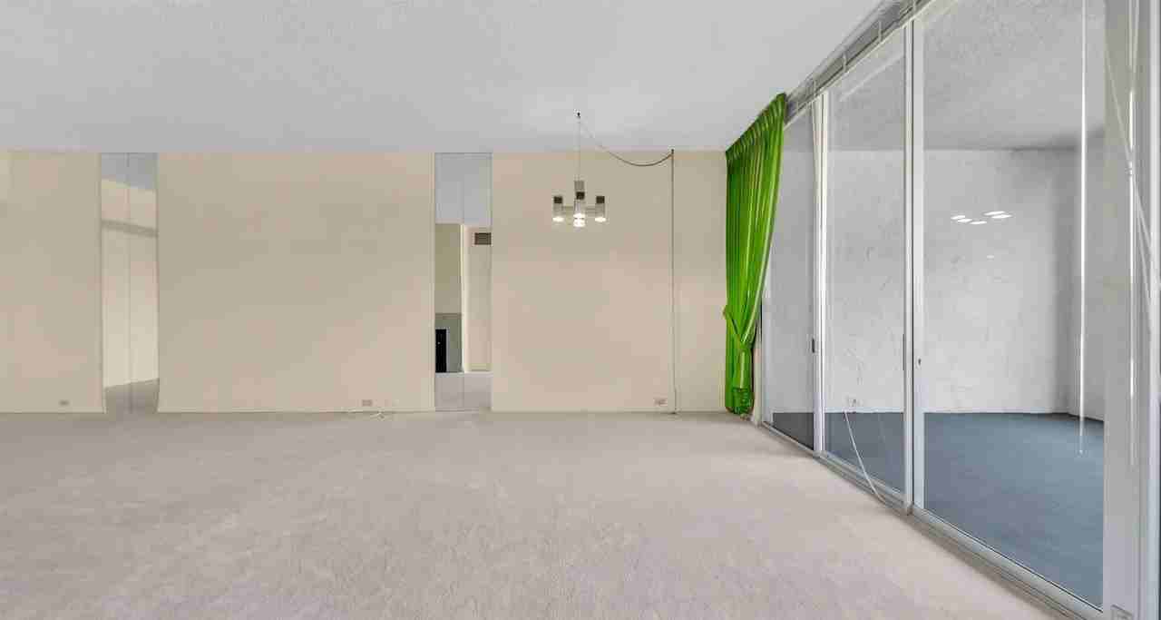 899 Island Dr #104 - Photo 3 of 19